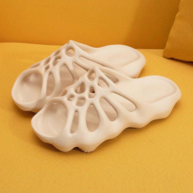 Breathable summer slippers for women