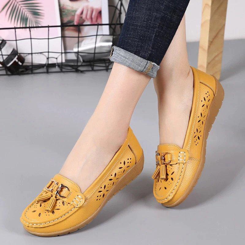 Summer moccasins for women