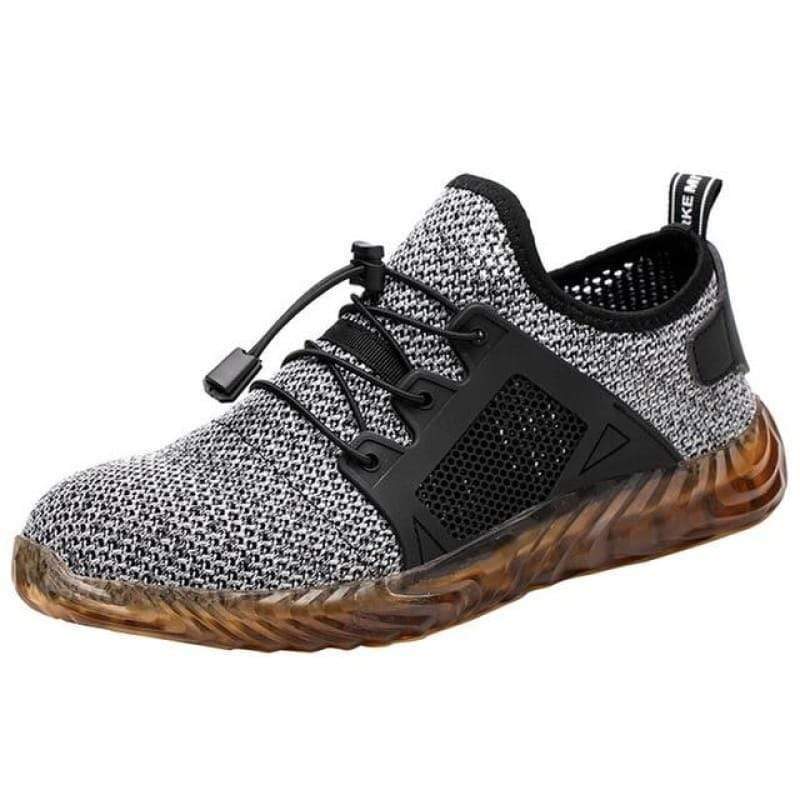 Lightweight safety shoes with soft soles