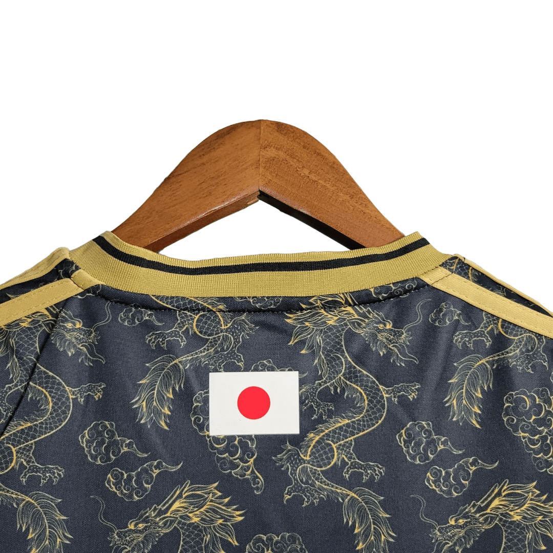 MAILLOT ÉDITION SPÉCIALE « BLACK DRAGON » DU JAPON 2023