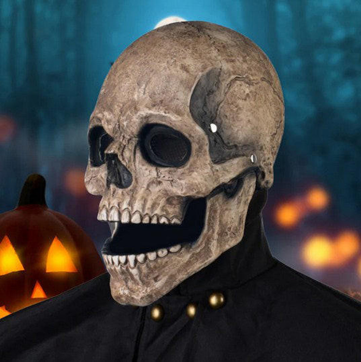 Halloween Mask With Moving Jaw
