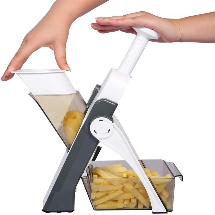 Multifunctional kitchen chopper