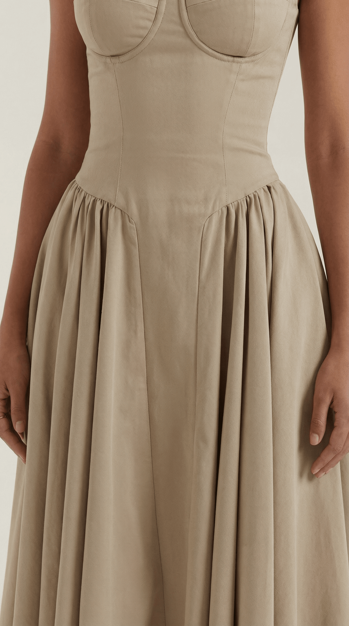 Women Midi Dress Corset Fit Sweetheart Neckline Design