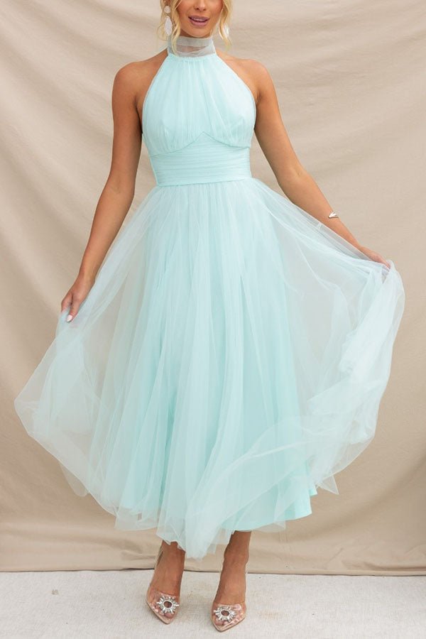 Women's Maxi Dress — Sleeveless Halter Neckline Design
