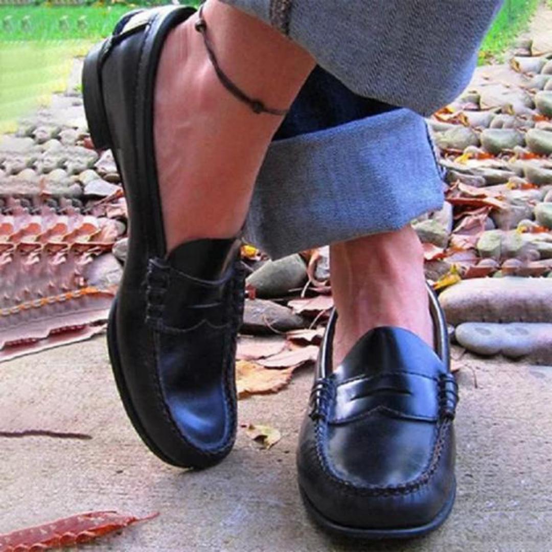 Women's Shoes — Slip-On Flat Sole Closed Low Profile Design