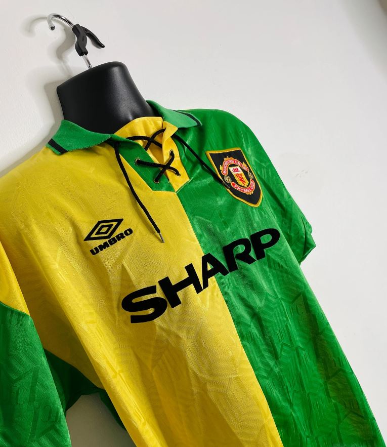 Manchester United 1992 Eric Cantona #7 groen-gouden retro-voetbalshirt