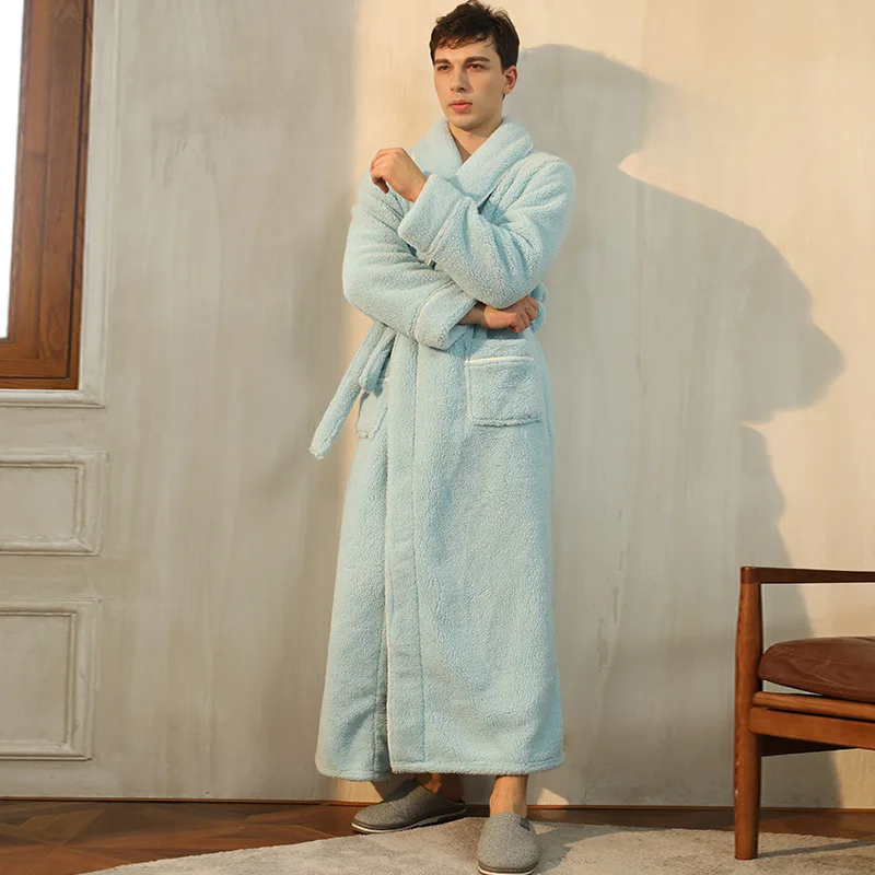 LumaWool Men's Thick Flannel Bathrobe — Fold-Over Collar