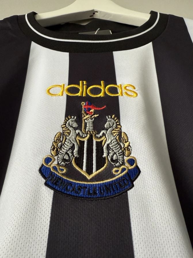 NEWCASTLE UNITED 1997/1999 UITVOETBALSHIRT #9 SHEARER