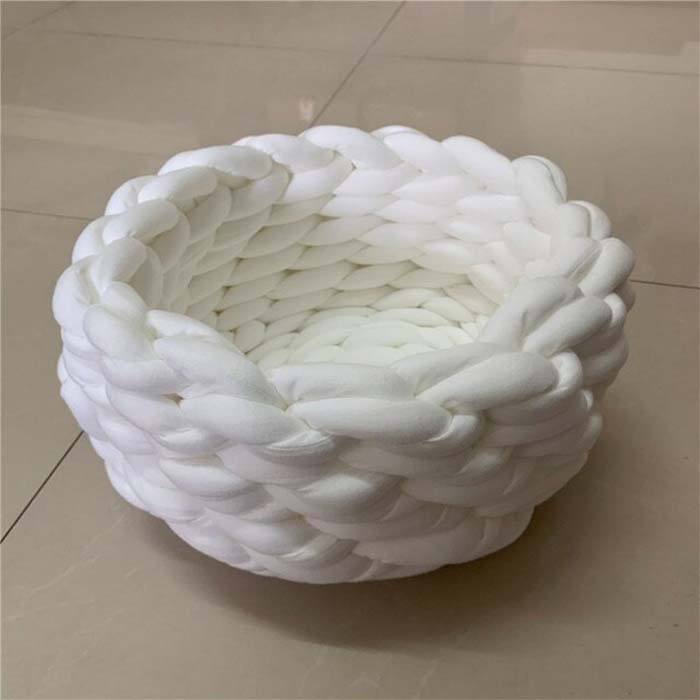 The Chonker Bed – Handwoven Cotton Cat Bed