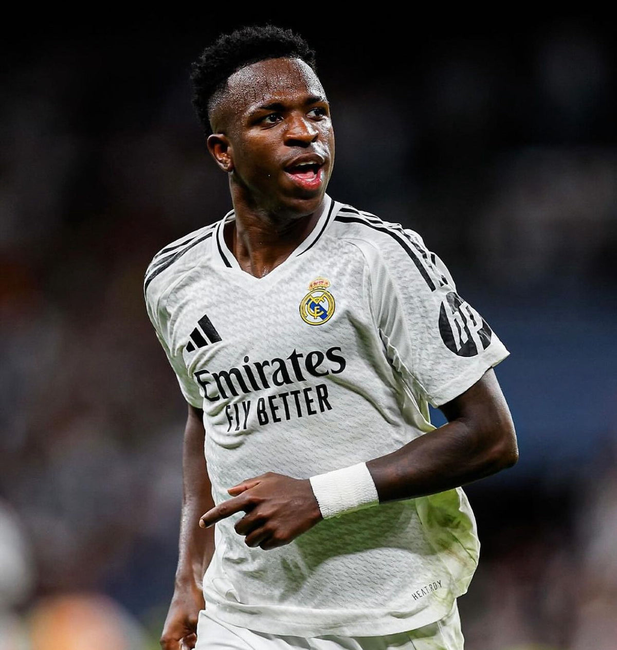 Divisa casalinga del Real Madrid 2024/2025