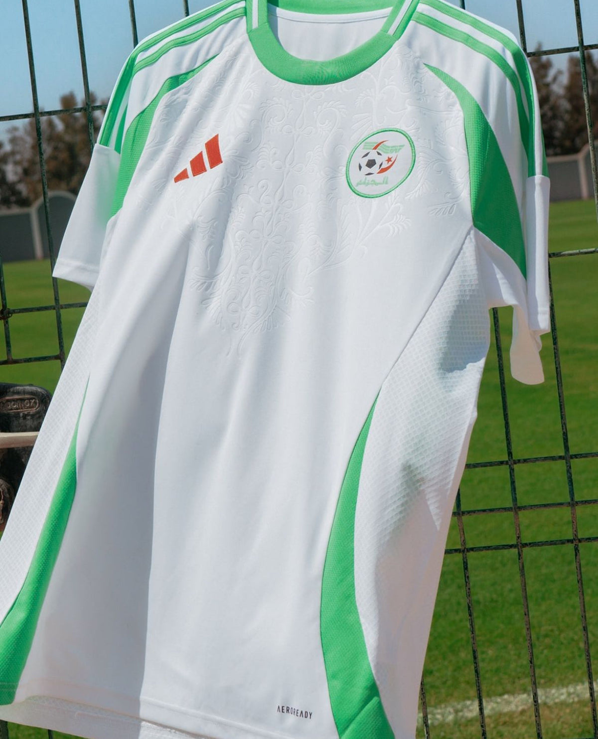 Maillot domicile de l’Algérie 2024 / 2025