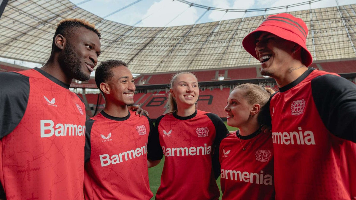 Maglia da casa del Bayer Leverkusen 2024/25