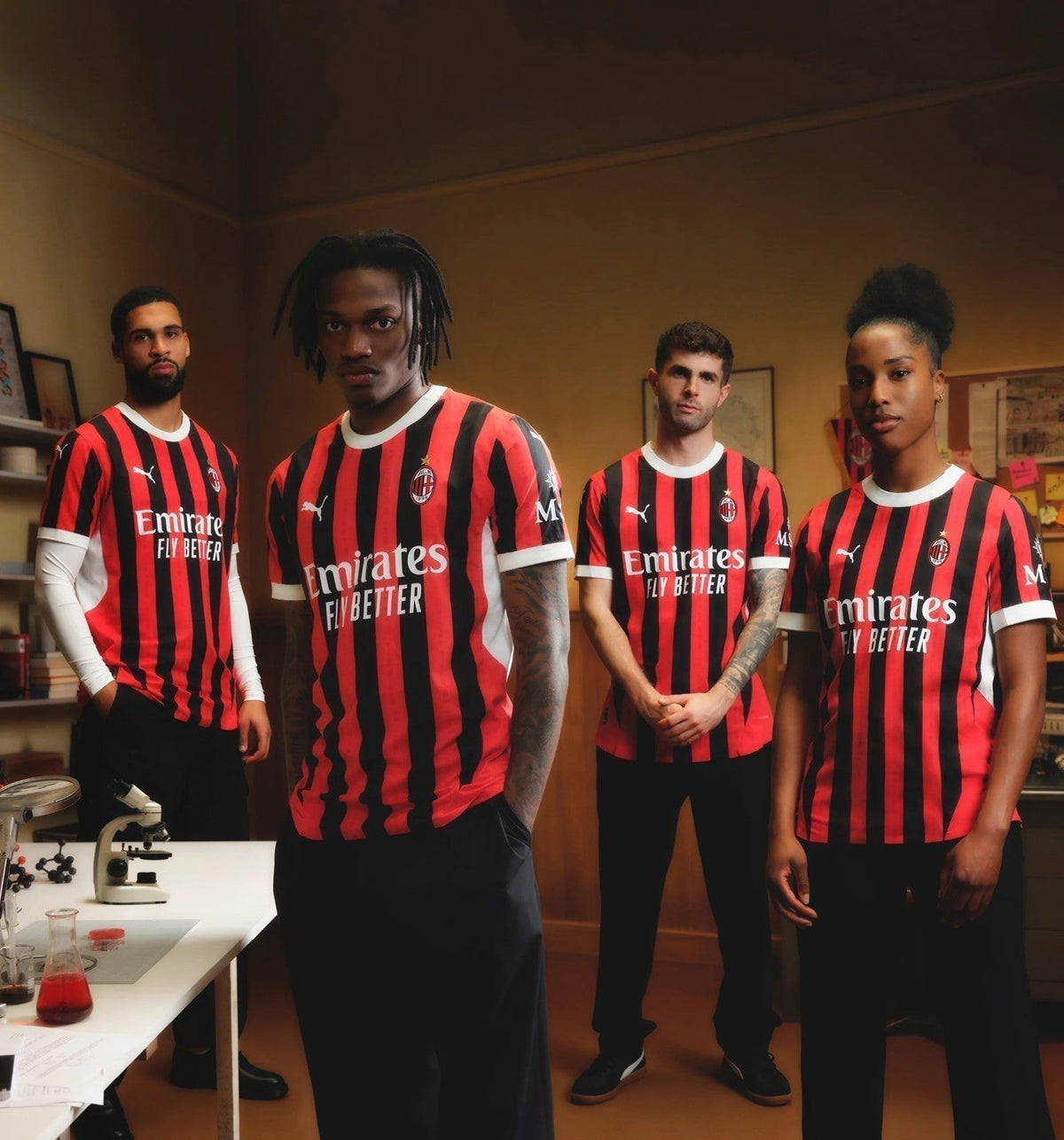 Maillot domicile version joueur de l’AC Milan 2024/25