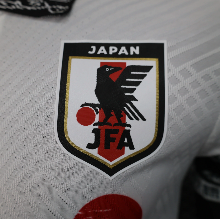 Maglia in edizione speciale Heritage Sumi-e del Giappone