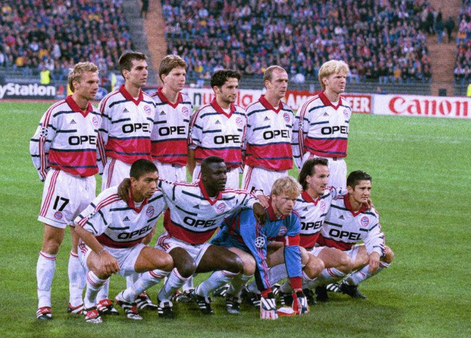 Divisa da trasferta del Bayern Monaco - 1998-1999