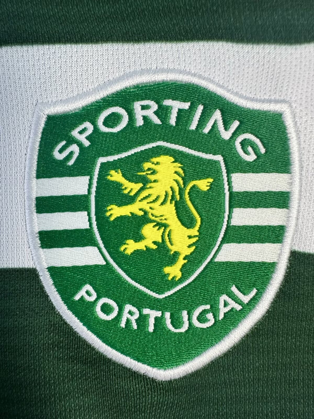 Maglia a maniche lunghe da casa dello Sporting Portogallo - 2001-03