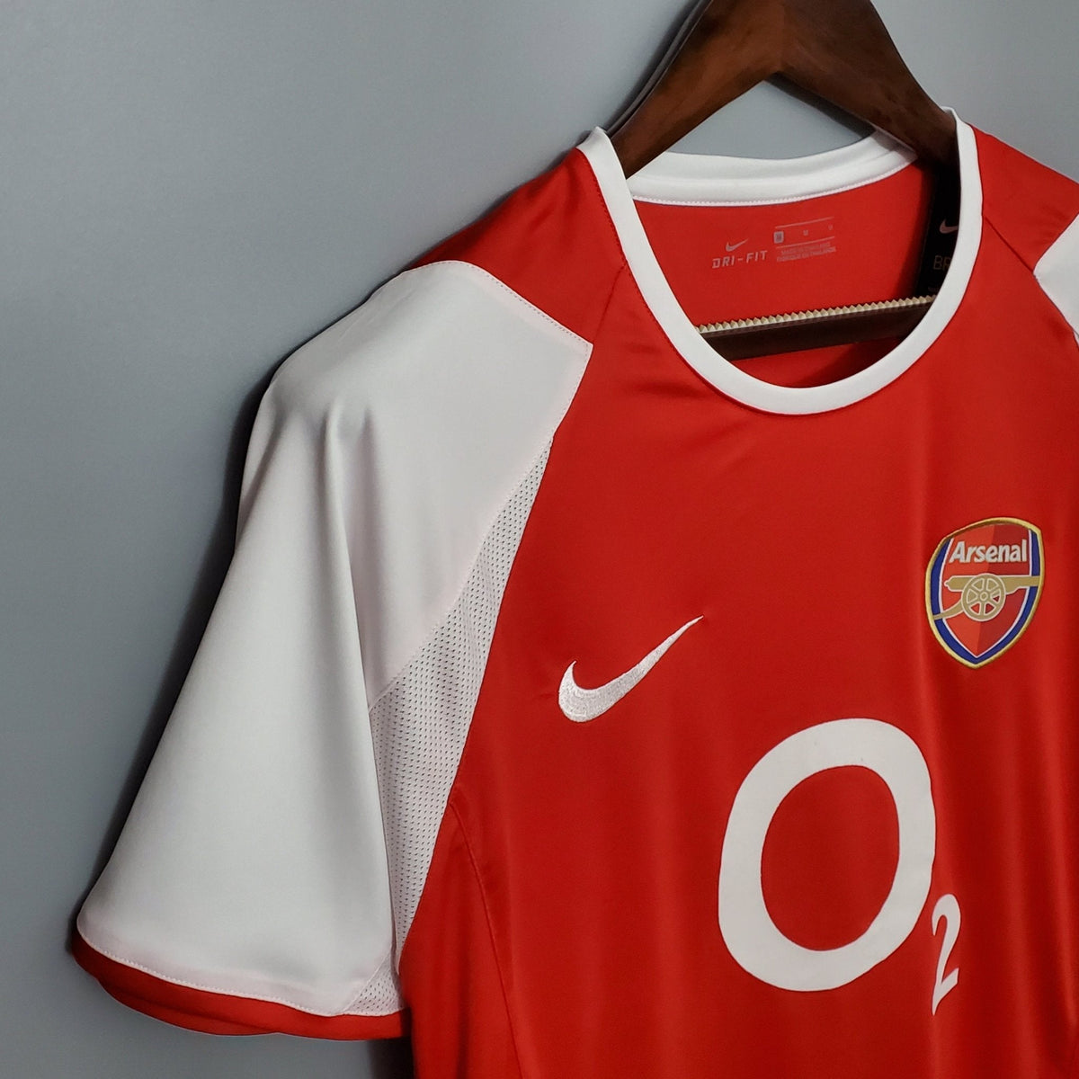 Arsenal 2002-2004 retrothuistenue