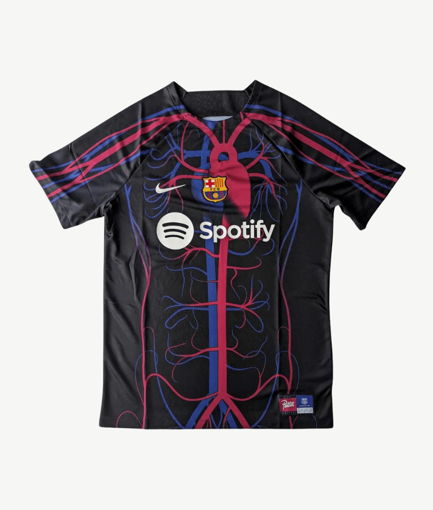 BARCELONA X PATTA 2023/24 'CULERS DEL MON' TRAININGSSHIRT