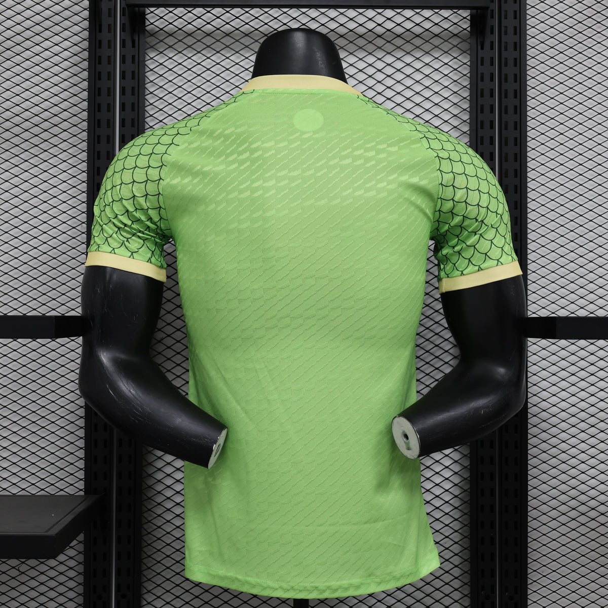 Japan "Groene Drakenbal" speciaal tenue