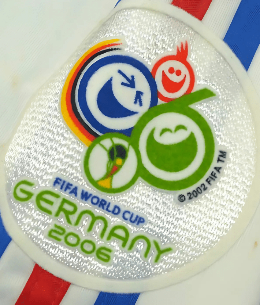Maillot rétro extérieur de la France 2006