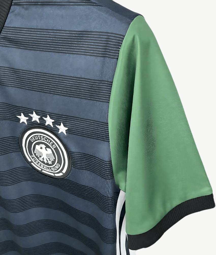 DUITSLAND 'IRON HERITAGE' 2025/26 SPECIAAL EDITIE-SHIRT