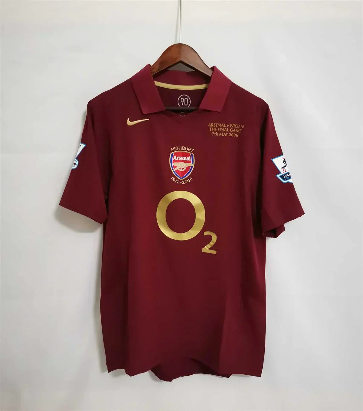 Arsenal 2005-2006 Home Retro Kit - Highbury Farewell Edition