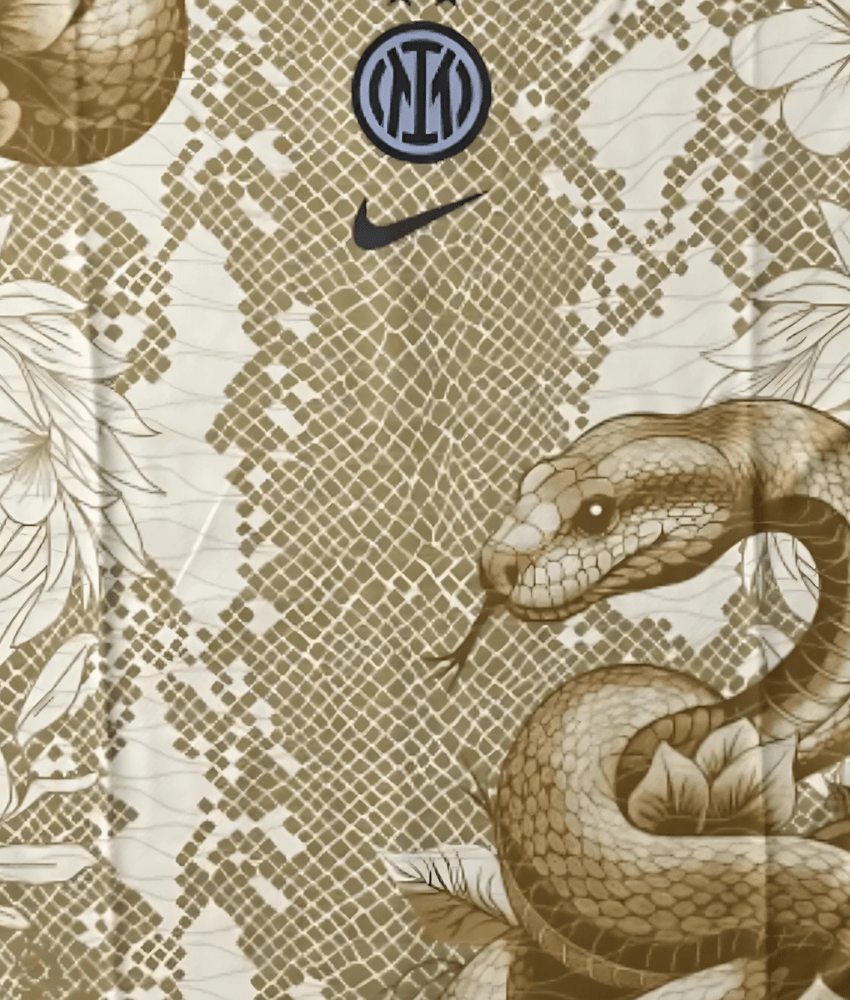 Maglia in edizione speciale dell'Inter «SERPENTE D'ORO» 2025/26