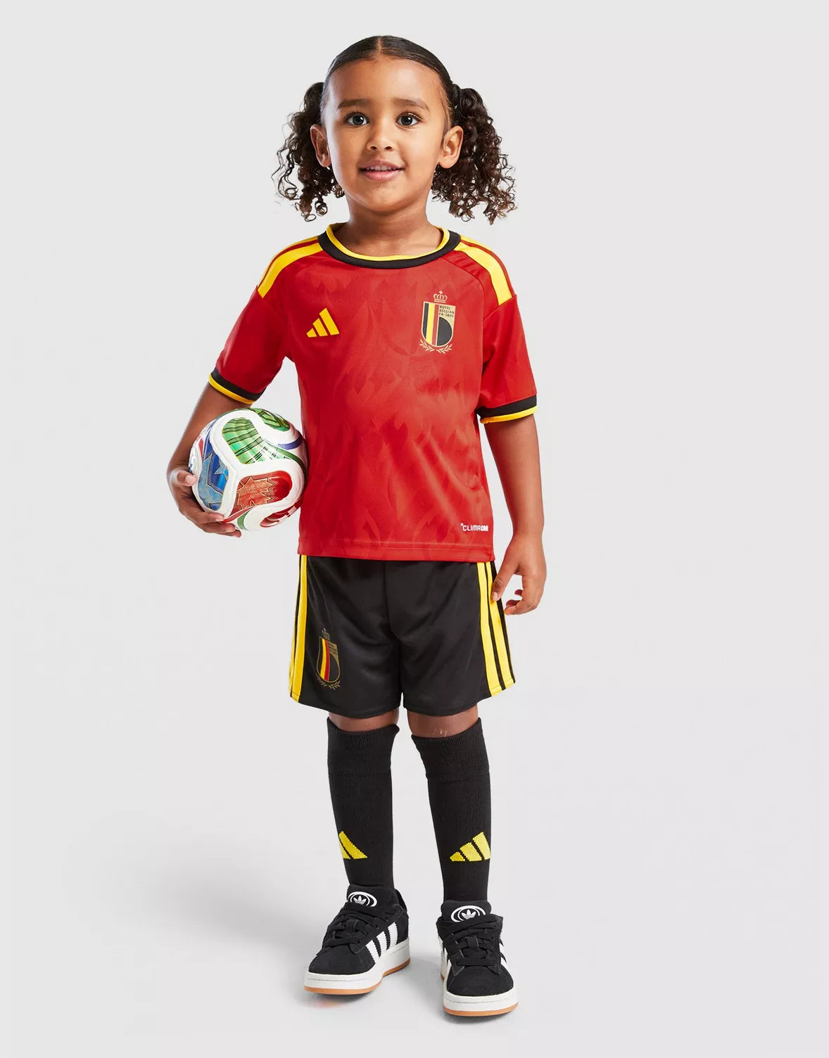 Belgiens 2026-hjemmedragt til børn