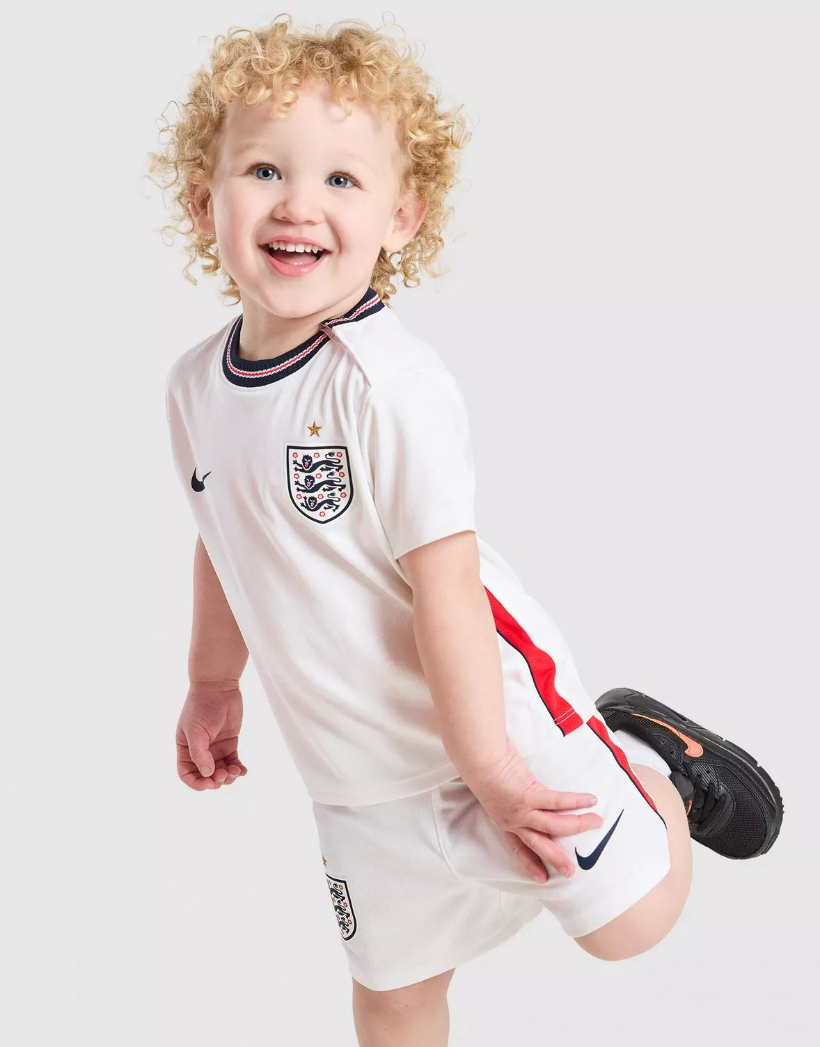 England 2026 hjemmesæt til børn