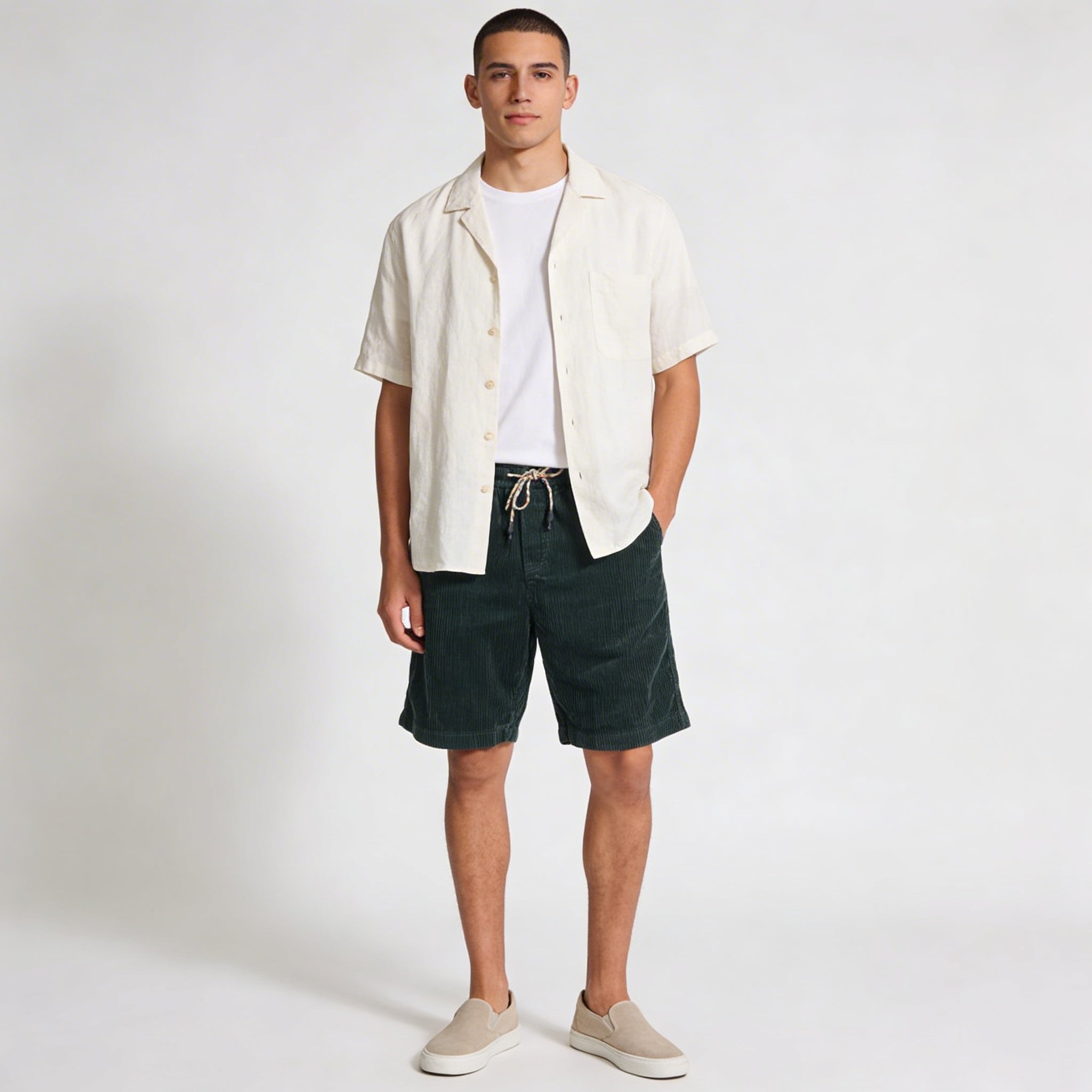 Men's Linen Shorts - Relaxed Fit Above Knee Elastic Waistband