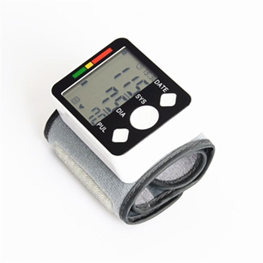 Digital blood pressure monitor