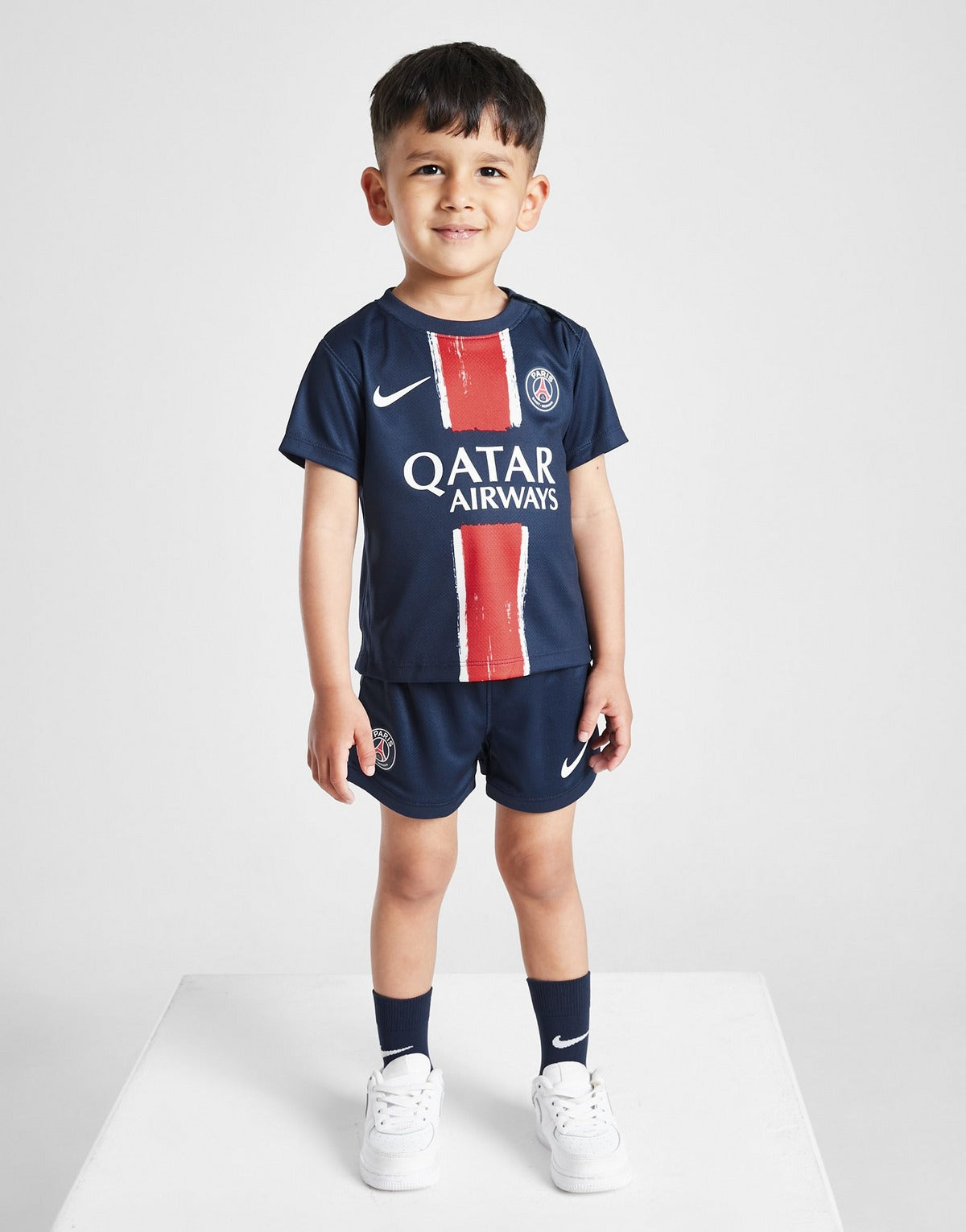 Completo casalingo del PSG per bambini 2024/25
