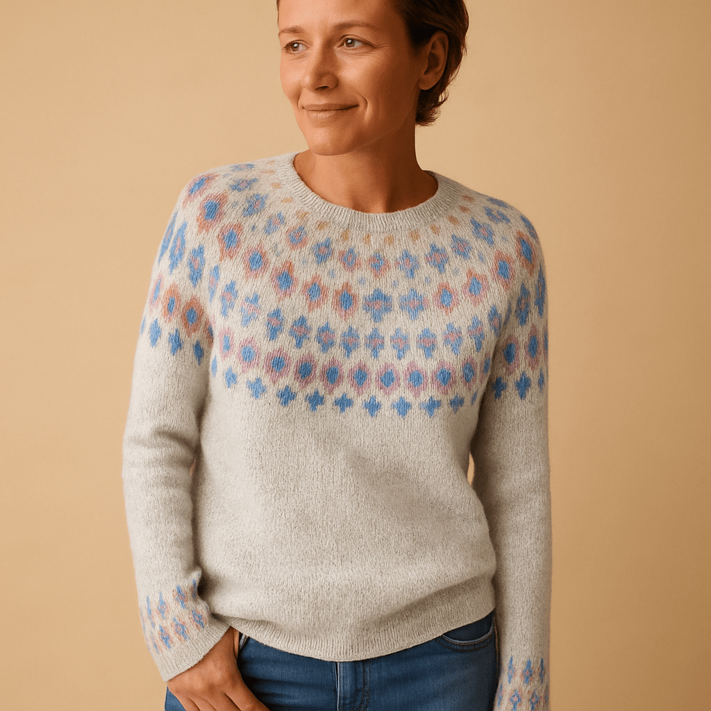 Sweater Women Printed Design with Classic Neckline and Comfort Fit