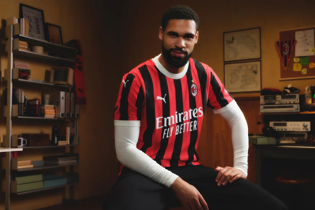 Maillot domicile version joueur de l’AC Milan 2024/25